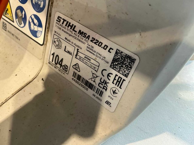 2023 stihl msa220c kettingzaag - afbeelding 6 van  6