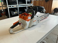 2023 stihl msa220c kettingzaag - afbeelding 2 van  3