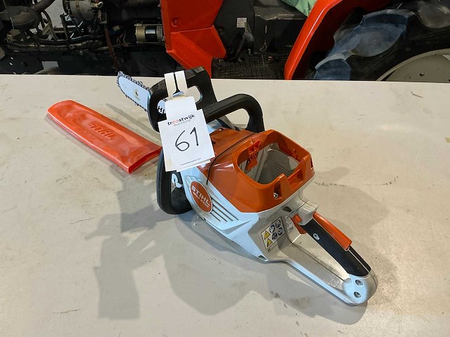 2023 stihl msa220c kettingzaag - afbeelding 1 van  5