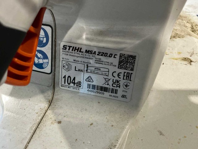 2023 stihl msa220c kettingzaag - afbeelding 5 van  5