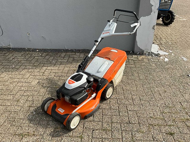 2023 stihl rm 655 v grasmaaier - afbeelding 1 van  9