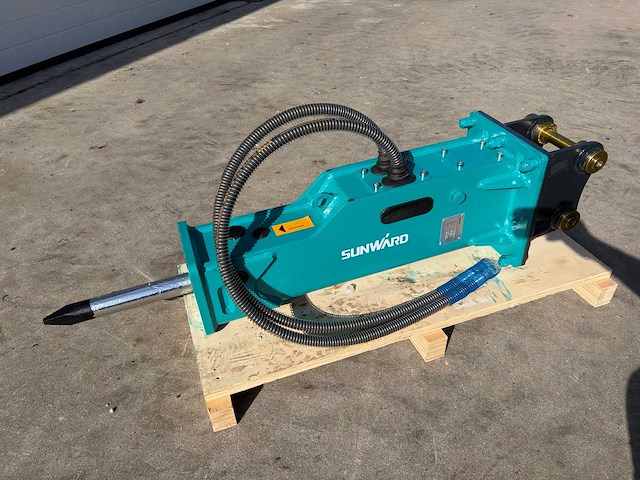 2023 sunward swbg045h-1 hydraulische sloophamer - afbeelding 1 van  6
