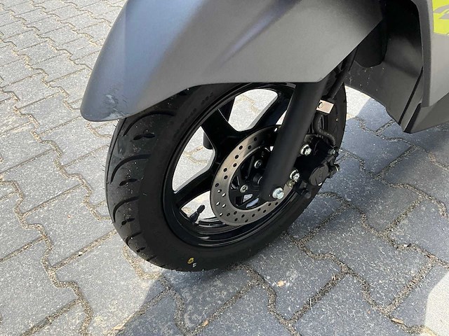 2023 suzuki avensis motorscooter - afbeelding 3 van  14