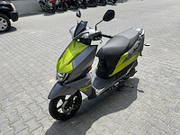 2023 suzuki avensis motorscooter - afbeelding 1 van  14