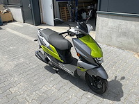 2023 suzuki avensis motorscooter - afbeelding 9 van  14