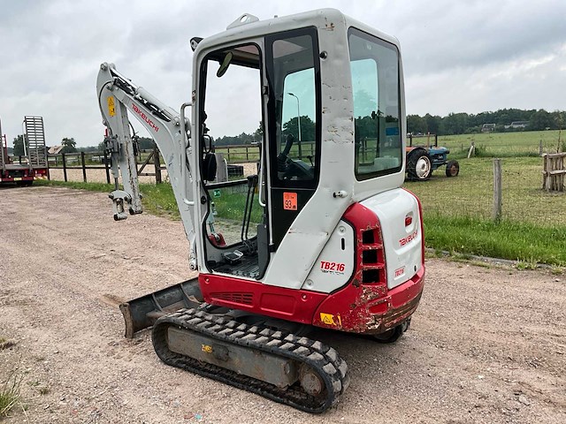 2023 takeuchi tb216 minigraafmachine - afbeelding 28 van  29