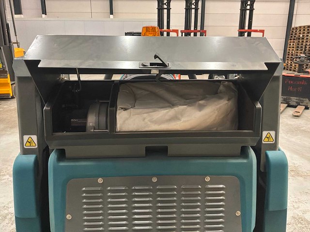 2023 tennant s16h veegzuigmachine - afbeelding 8 van  17