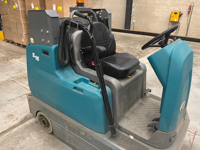 2023 tennant s16h veegzuigmachine - afbeelding 16 van  17