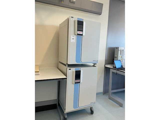 2023 thermowetenschappelijk heracell 150i gp laboratorium co2-incubator (2x) - afbeelding 2 van  9