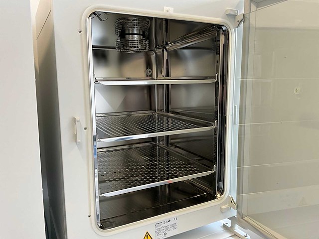 2023 thermowetenschappelijke heracell 150i gp laboratorium co2-incubator (4x) - afbeelding 14 van  21