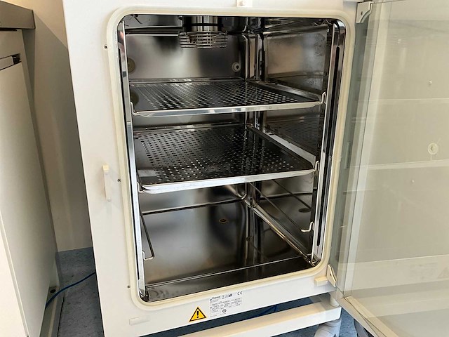 2023 thermowetenschappelijke heracell 150i gp laboratorium co2-incubator (4x) - afbeelding 9 van  21