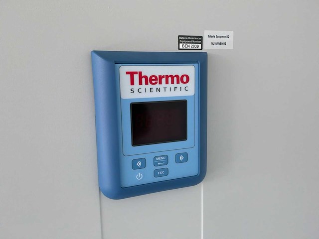 2023 thermowetenschappelijke heratherm ogs750 laboratoriumoven - afbeelding 3 van  6