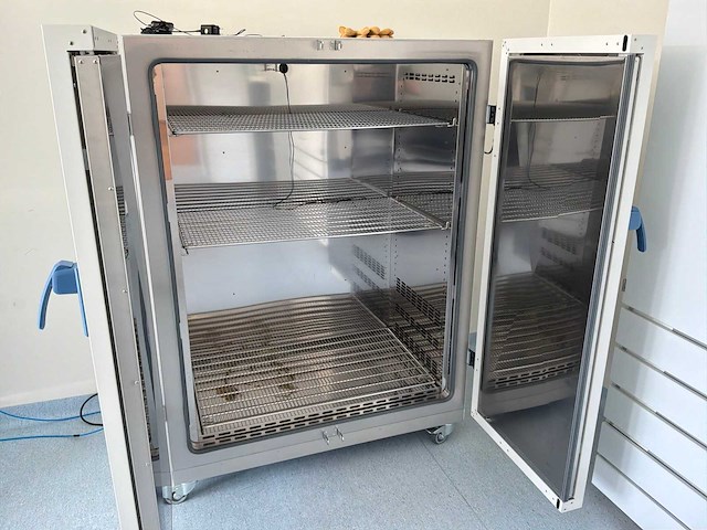 2023 thermowetenschappelijke heratherm ogs750 laboratoriumoven - afbeelding 4 van  6