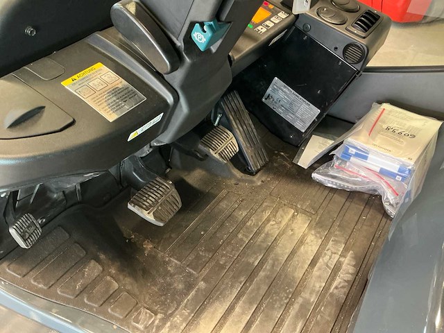 2023 toyota 52-8fdf30 vorkheftruck - afbeelding 1 van  4