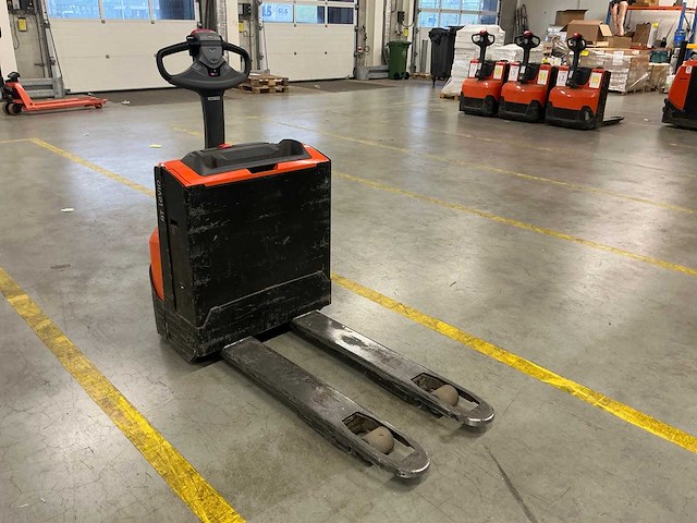 2023 toyota bt levio lwe160 elektrische palletwagen - afbeelding 6 van  12