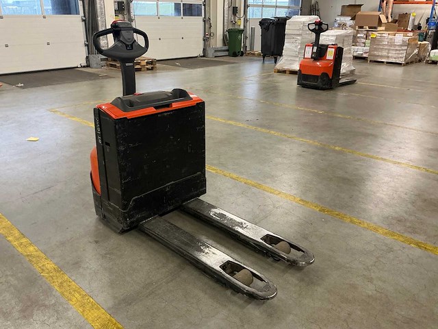 2023 toyota bt levio lwe160 elektrische palletwagen - afbeelding 4 van  10