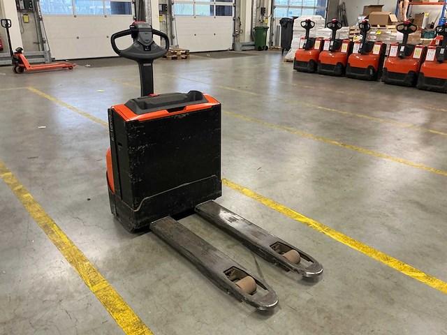 2023 toyota bt levio lwe160 elektrische palletwagen - afbeelding 5 van  11