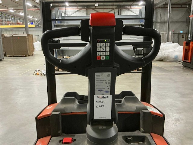 2023 toyota lpe200 elektrische palletwagen met platform - afbeelding 3 van  14