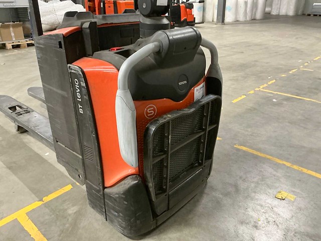 2023 toyota lpe200 elektrische palletwagen met platform - afbeelding 14 van  14