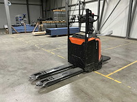 2023 toyota lpe200 elektrische palletwagen met platform - afbeelding 1 van  12