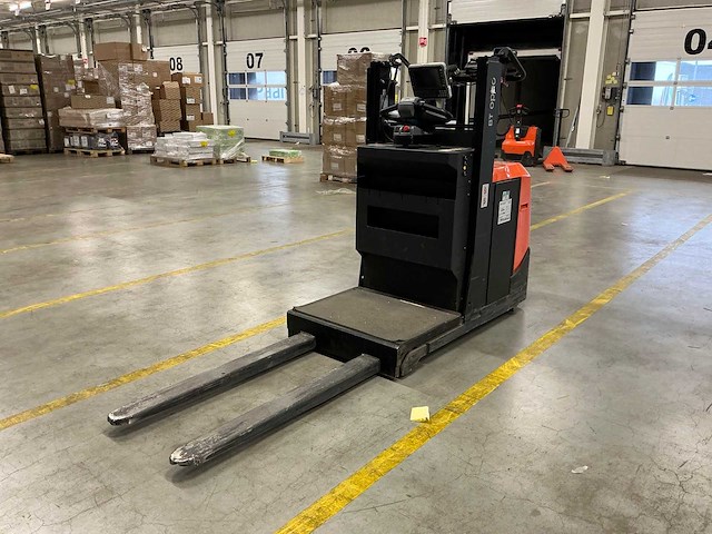 2023 toyota ose100w man-up truck - afbeelding 1 van  17