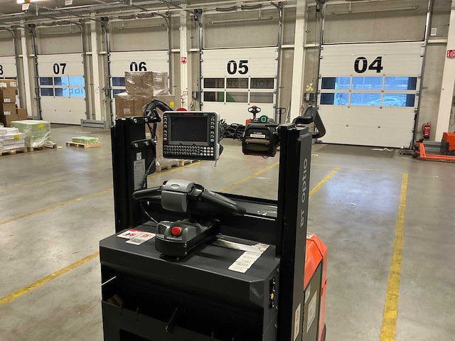 2023 toyota ose100w man-up truck - afbeelding 2 van  18