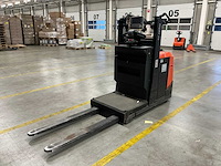 2023 toyota ose100w man-up truck