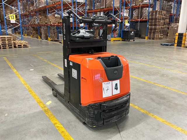 2023 toyota ose100w man-up truck - afbeelding 16 van  18