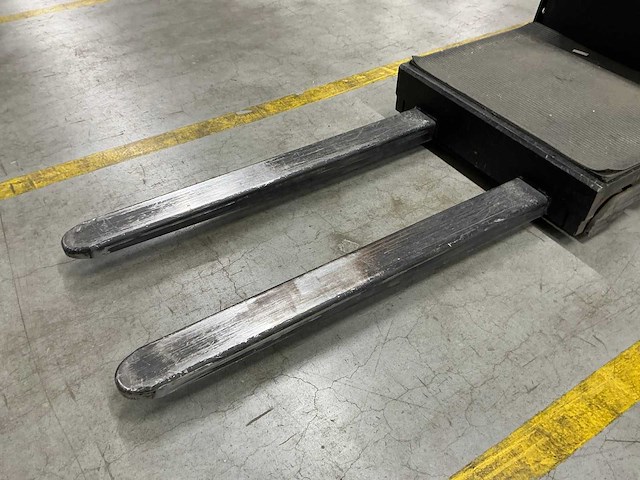 2023 toyota ose100w man-up truck - afbeelding 17 van  18