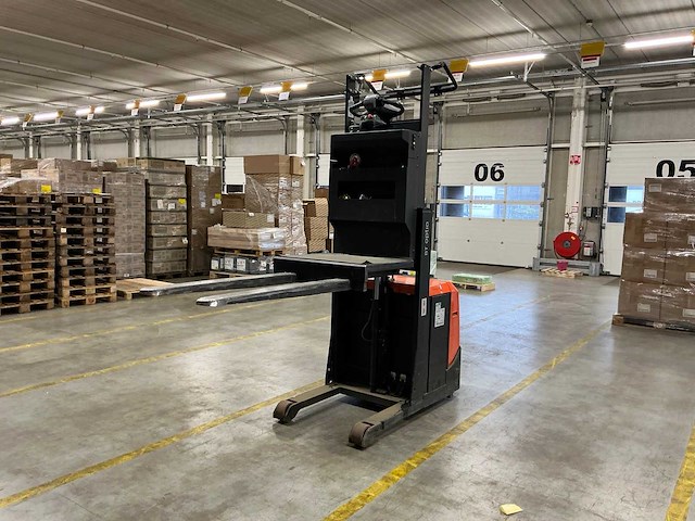 2023 toyota ose100w man-up truck - afbeelding 7 van  14