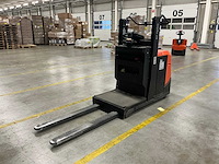 2023 toyota ose100w man-up truck