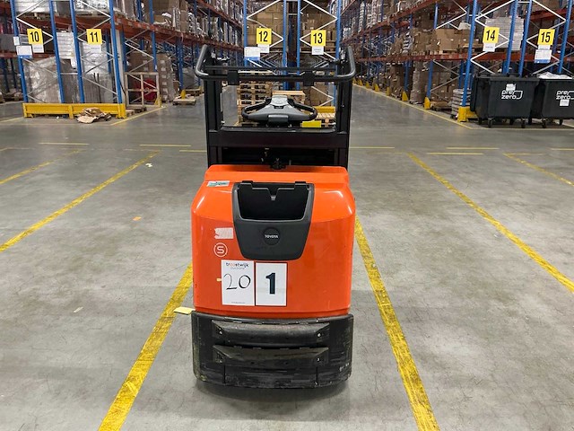 2023 toyota ose100w man-up truck - afbeelding 11 van  14