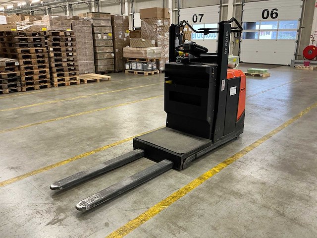 2023 toyota ose100w man-up truck - afbeelding 1 van  14