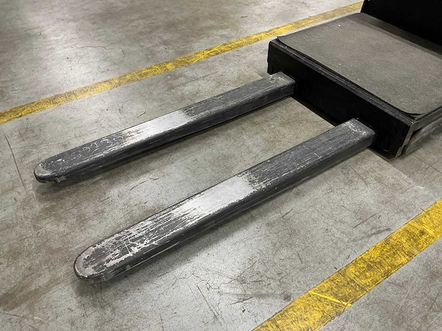 2023 toyota ose100w man-up truck - afbeelding 13 van  14