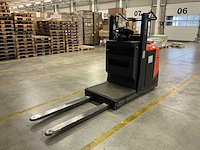 2023 toyota ose100w man-up truck