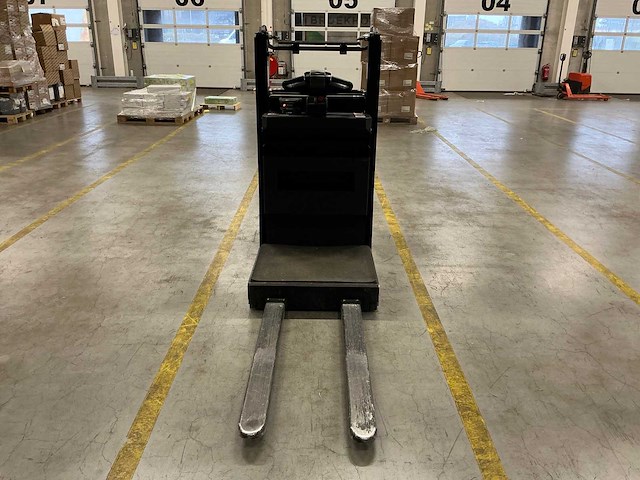 2023 toyota ose100w man-up truck - afbeelding 10 van  16