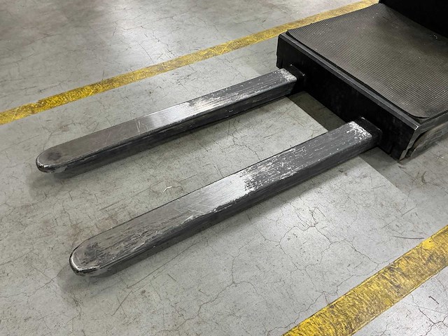 2023 toyota ose100w man-up truck - afbeelding 15 van  16