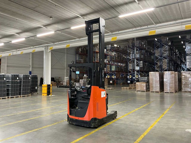 2023 toyota rfe160h reach truck - afbeelding 17 van  22