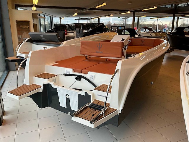 2023 tridente 19s sloep - afbeelding 2 van  5
