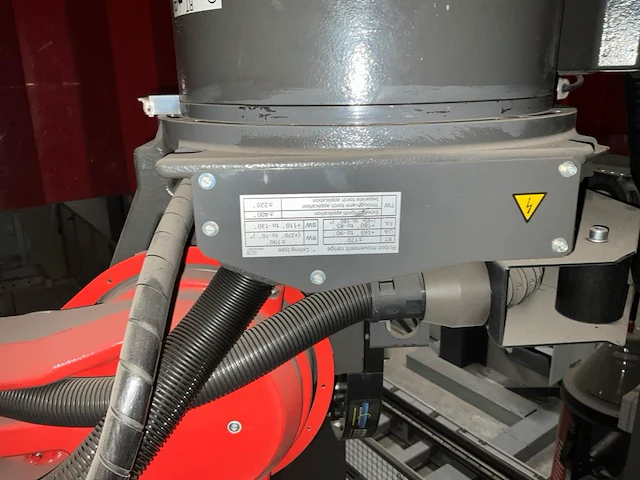 2023 valk welding duo panasonic track-yx-rl-fh lasrobot opstelling - afbeelding 33 van  40