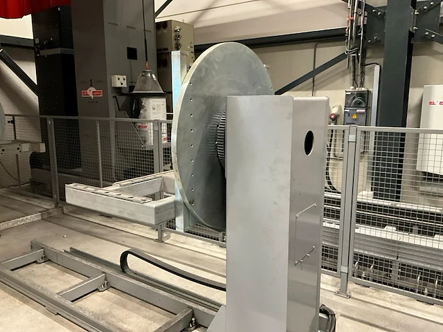 2023 valk welding duo panasonic track-yx-rl-fh lasrobot opstelling - afbeelding 38 van  40