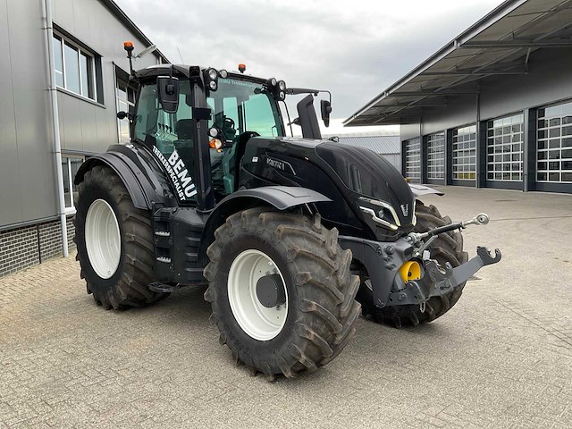 2023 valtra t175e active vierwielaangedreven landbouwtractor - afbeelding 15 van  19