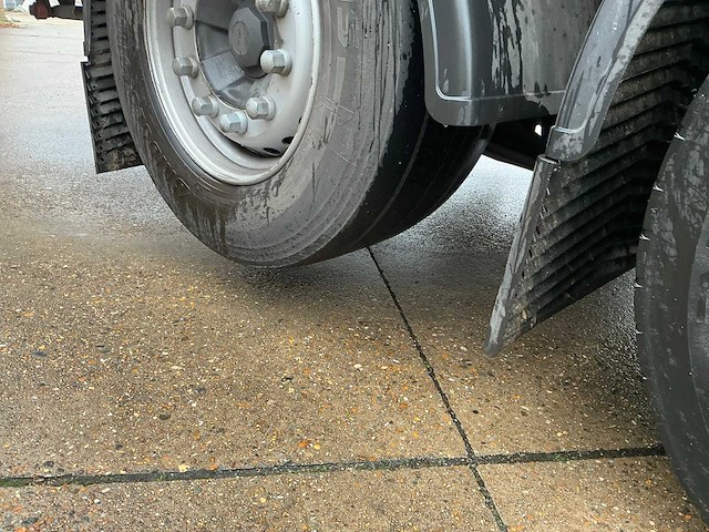 2023 volvo fh vrachtwagen met huifopbouw(c) - afbeelding 8 van  49