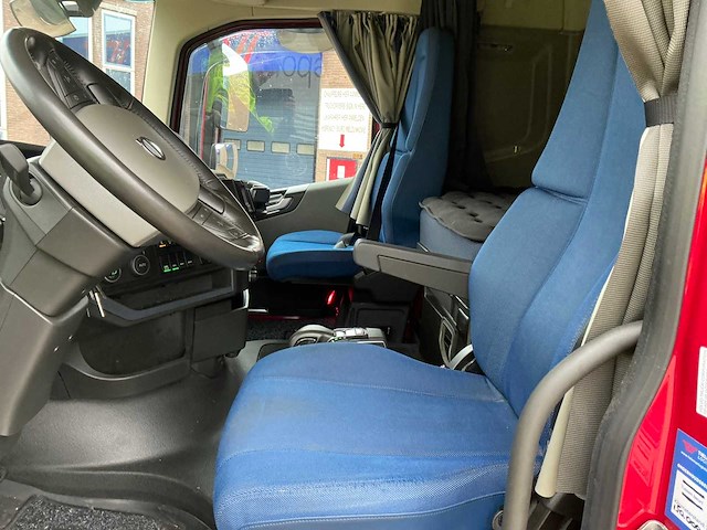 2023 volvo fh vrachtwagen met huifopbouw(c) - afbeelding 29 van  49