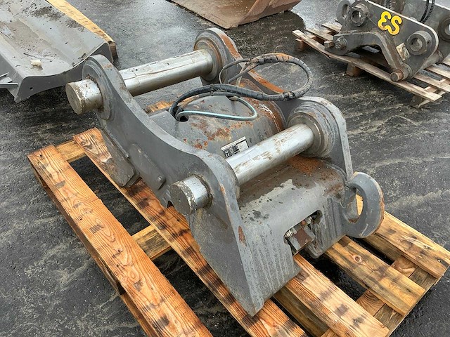 2023 volvo se-631 hydraulische snelwissel - afbeelding 3 van  9
