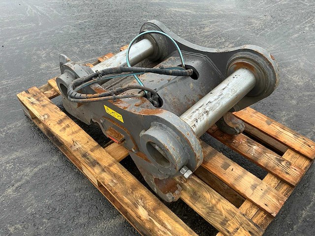 2023 volvo se-631 hydraulische snelwissel - afbeelding 5 van  9