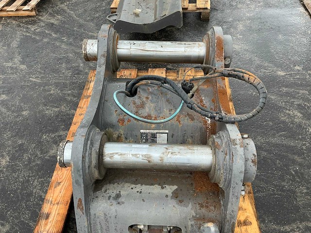 2023 volvo se-631 hydraulische snelwissel - afbeelding 7 van  9