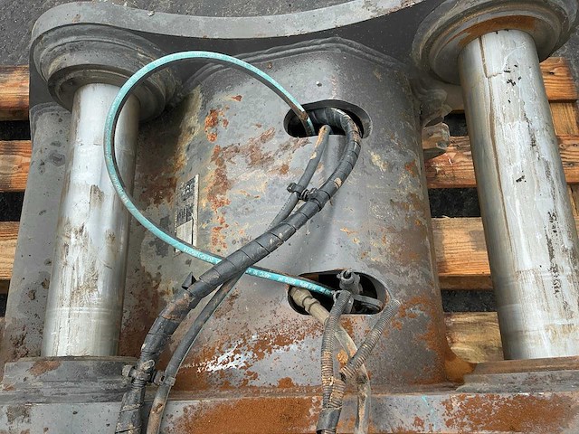 2023 volvo se-631 hydraulische snelwissel - afbeelding 1 van  9