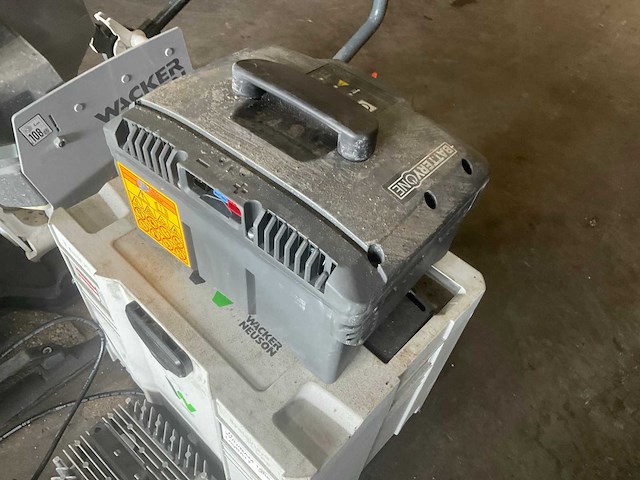 2023 wacker neuson trilplaat - afbeelding 9 van  10