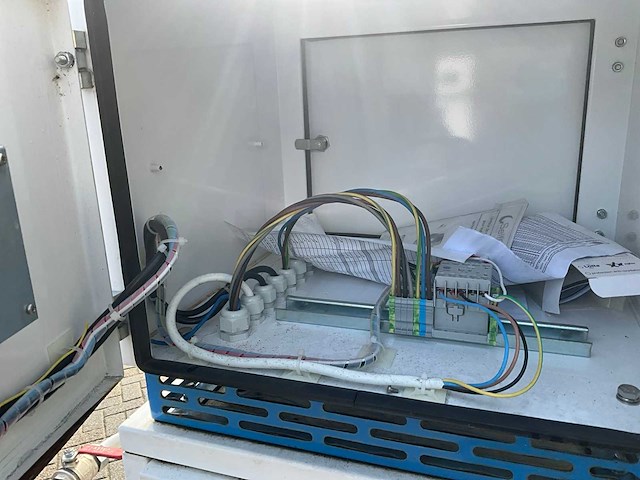 2023 xl techniques xl 300 tankstation pompunit - afbeelding 6 van  7